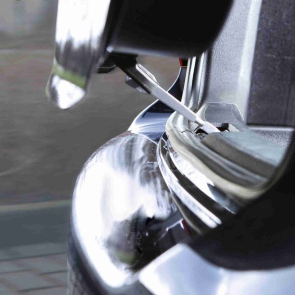 TRIXIE  Bagažinės dangčio fiksatorius automobilio vėdinimui, 10 cm